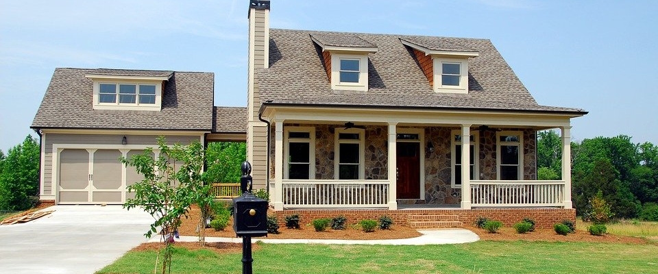 Is Buying Foreclosed Home a Good Real Estate Investment Opportunity?